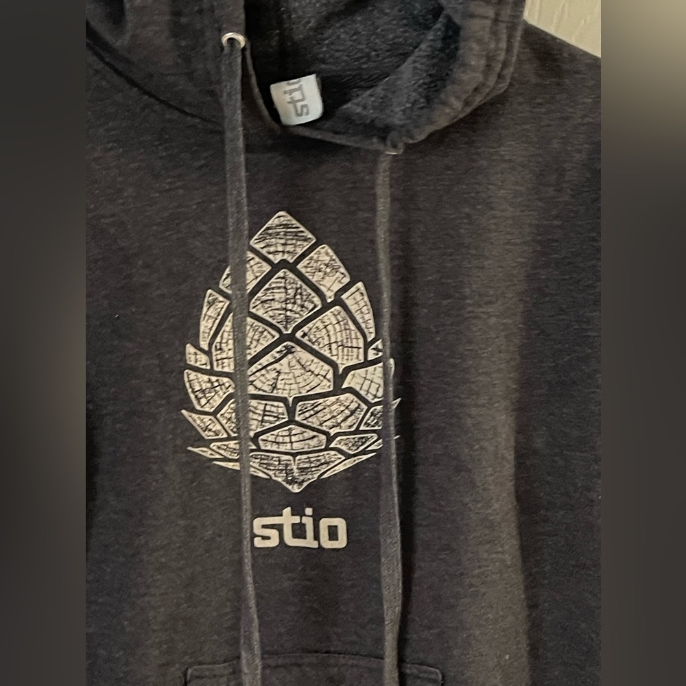 Stio hoody sweatshirt women’s size Small grey